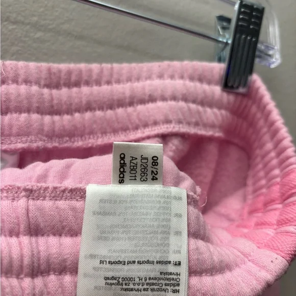 Adidas Originals Women's XL Adicolor Classic Firebird Loose Track Pants in Pink - Picture 4 of 6